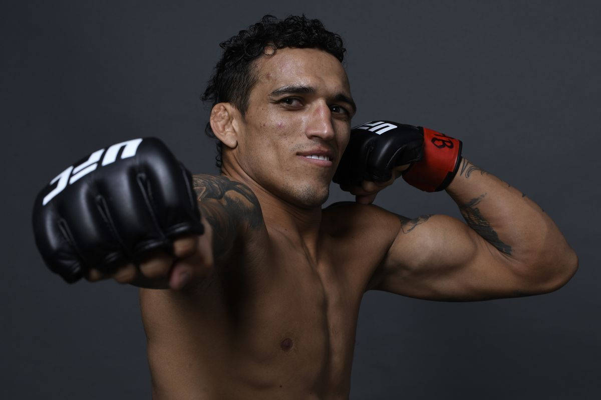 Charles Oliveira, black UFC gloves, dark gray studio background, SD Desktop Wallpaper
