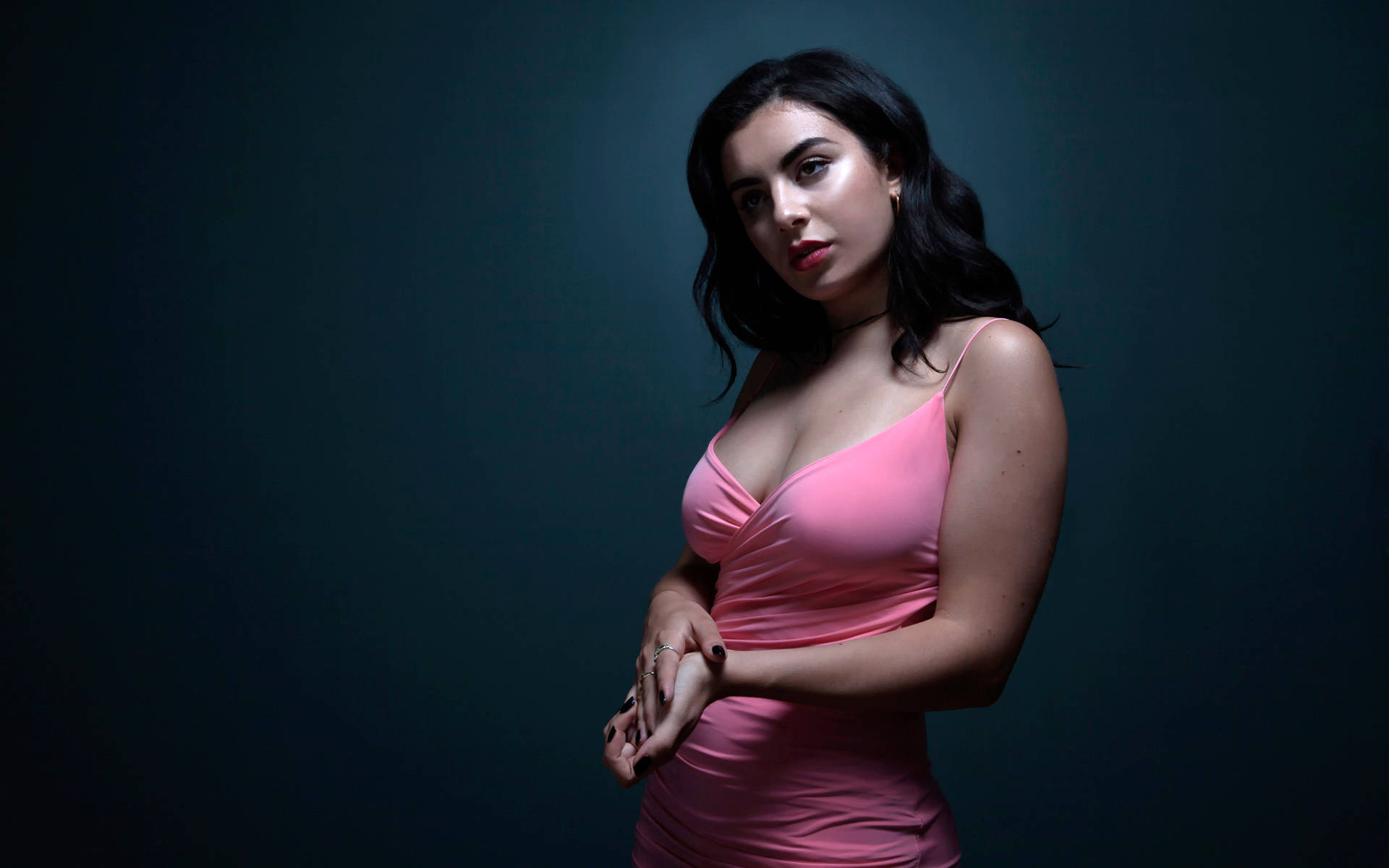 Charli Xcx, pink dress, dark teal studio backdrop, Full HD Desktop Wallpaper