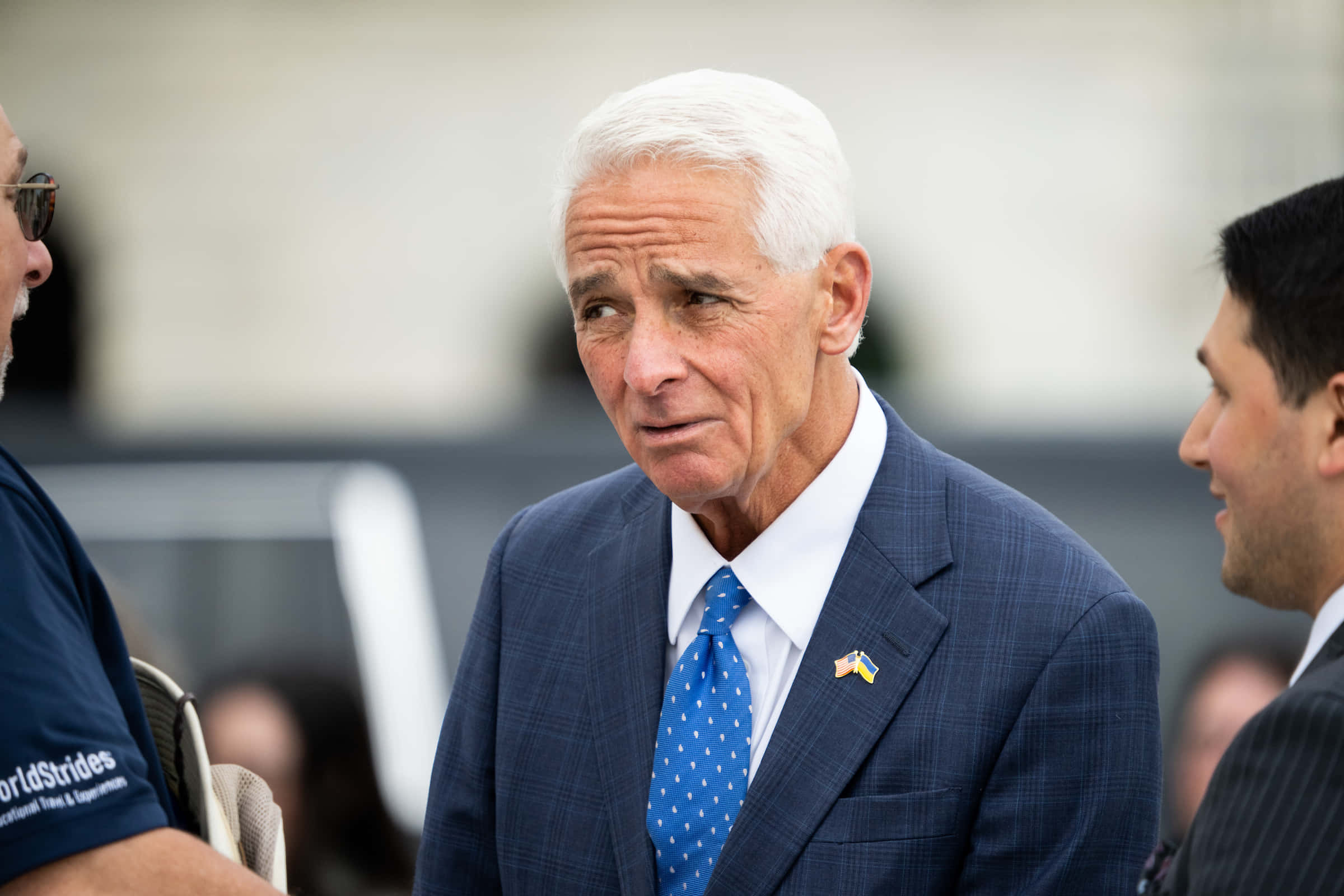 Charlie Crist, white hair, blue checkered suit, Full HD Desktop Wallpaper