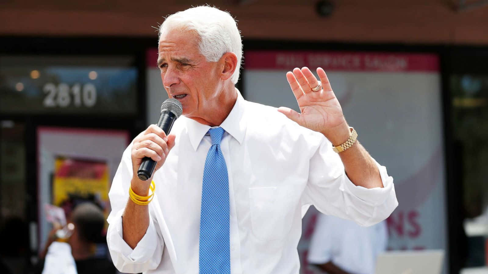 Charlie Crist, wireless microphone, speech, HD Desktop Wallpaper