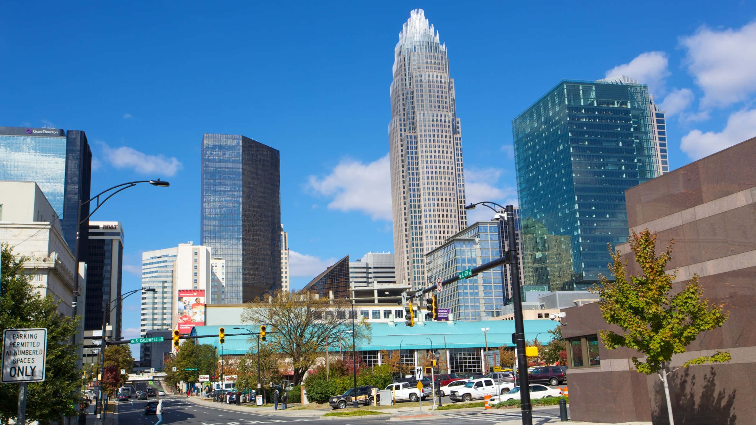 Charlotte, skyline, daytime, 2K Desktop Wallpaper