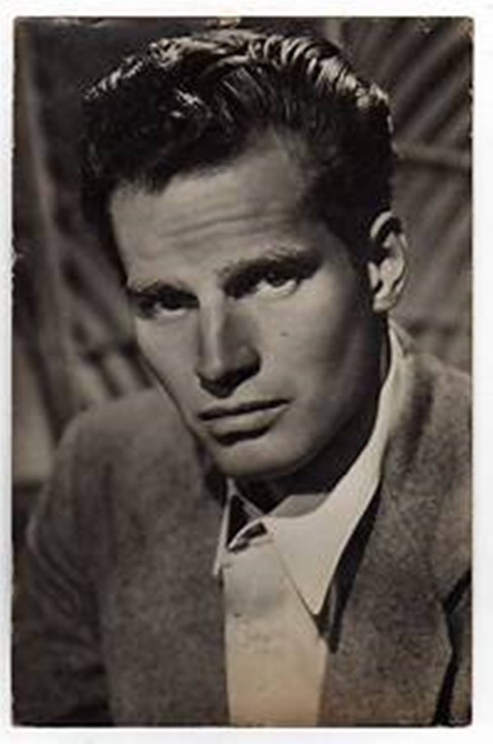 Charlton Heston, vintage black and white portrait, handsome man, HD Phone Wallpaper