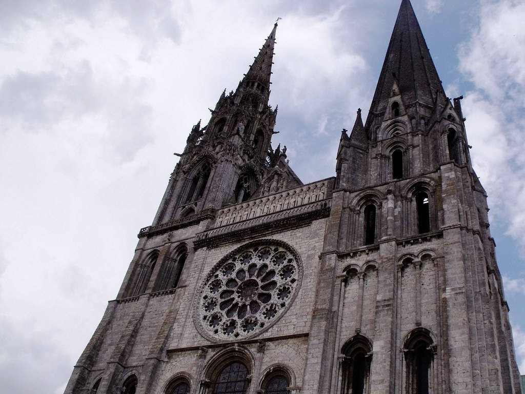 Chartres Cathedral, Gothic, twin spires, SD Desktop Wallpaper