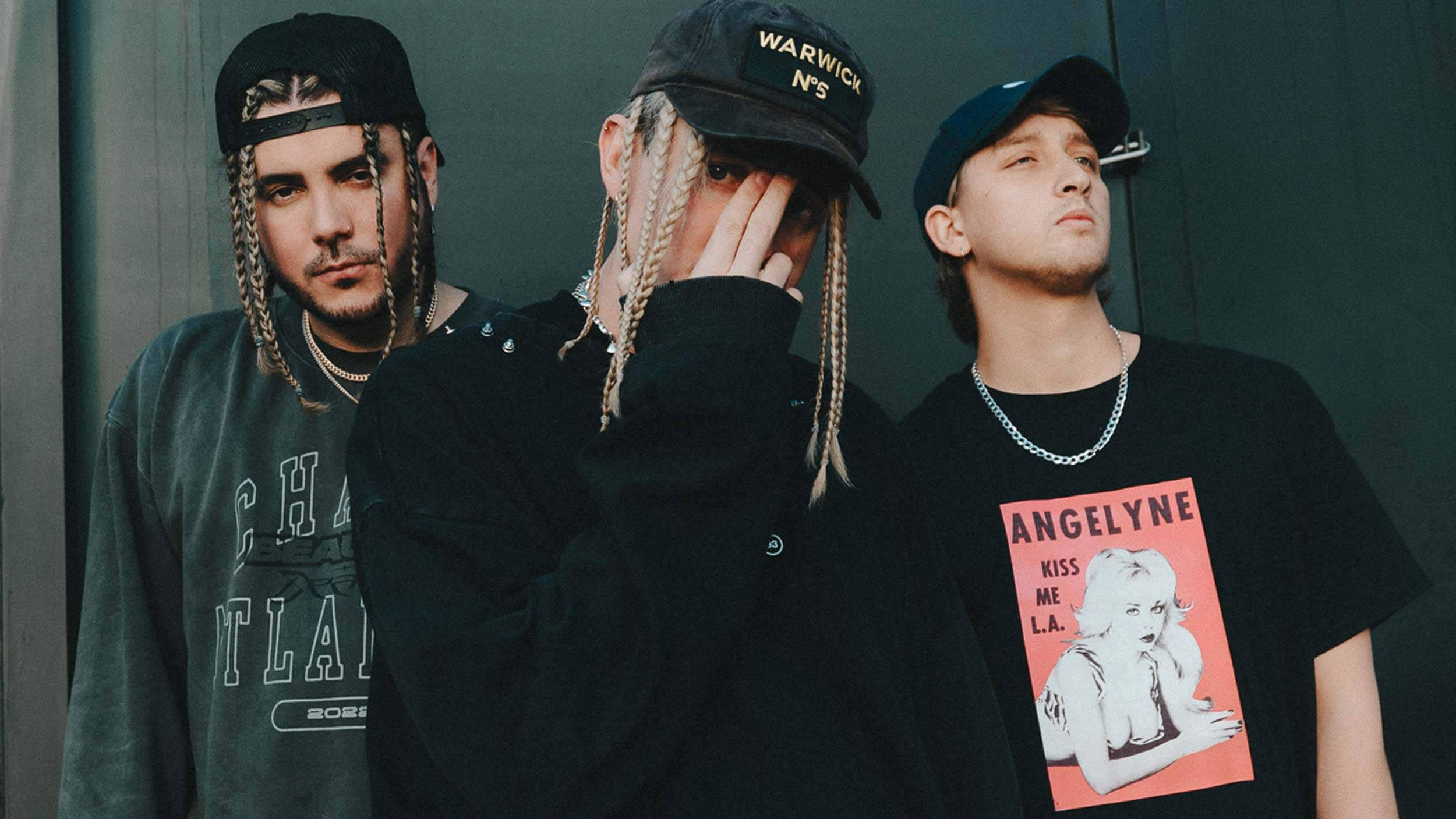 Chase Atlantic, dark green door, braided hair, Full HD Desktop Wallpaper