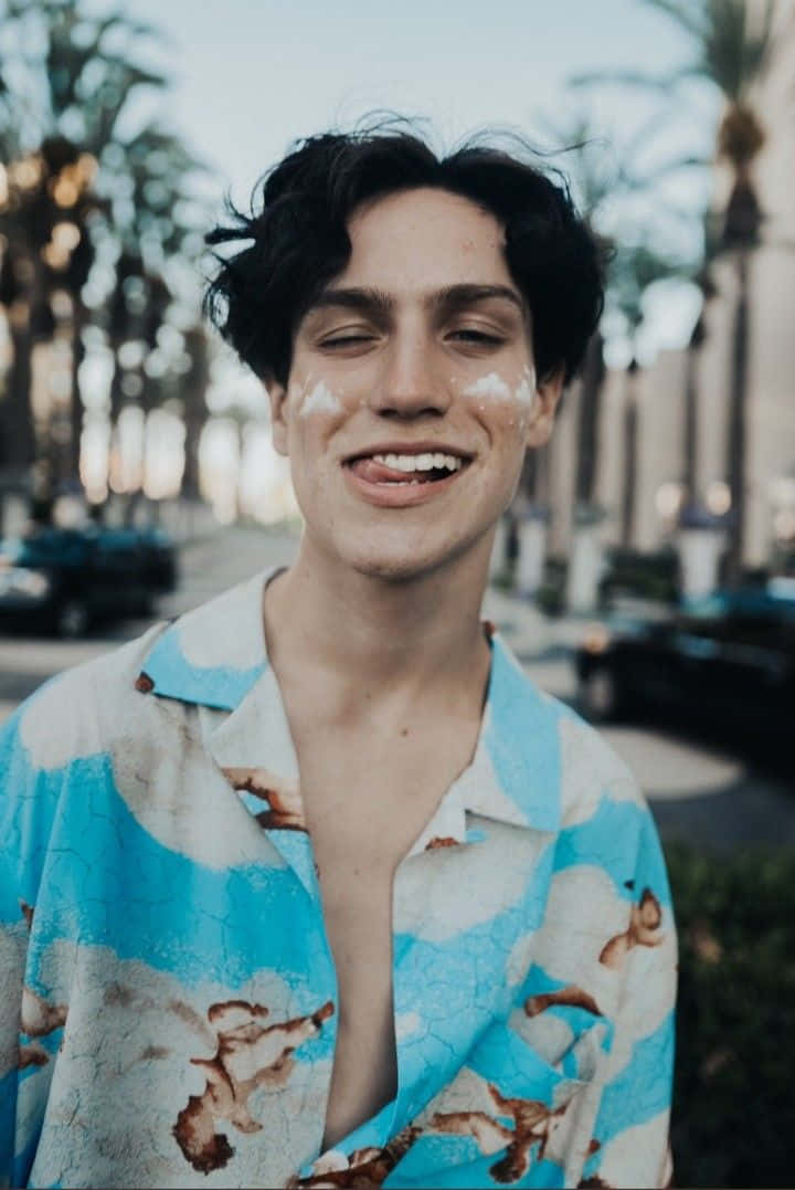 Chase Hudson, tropical street, palm trees, SD Phone Wallpaper