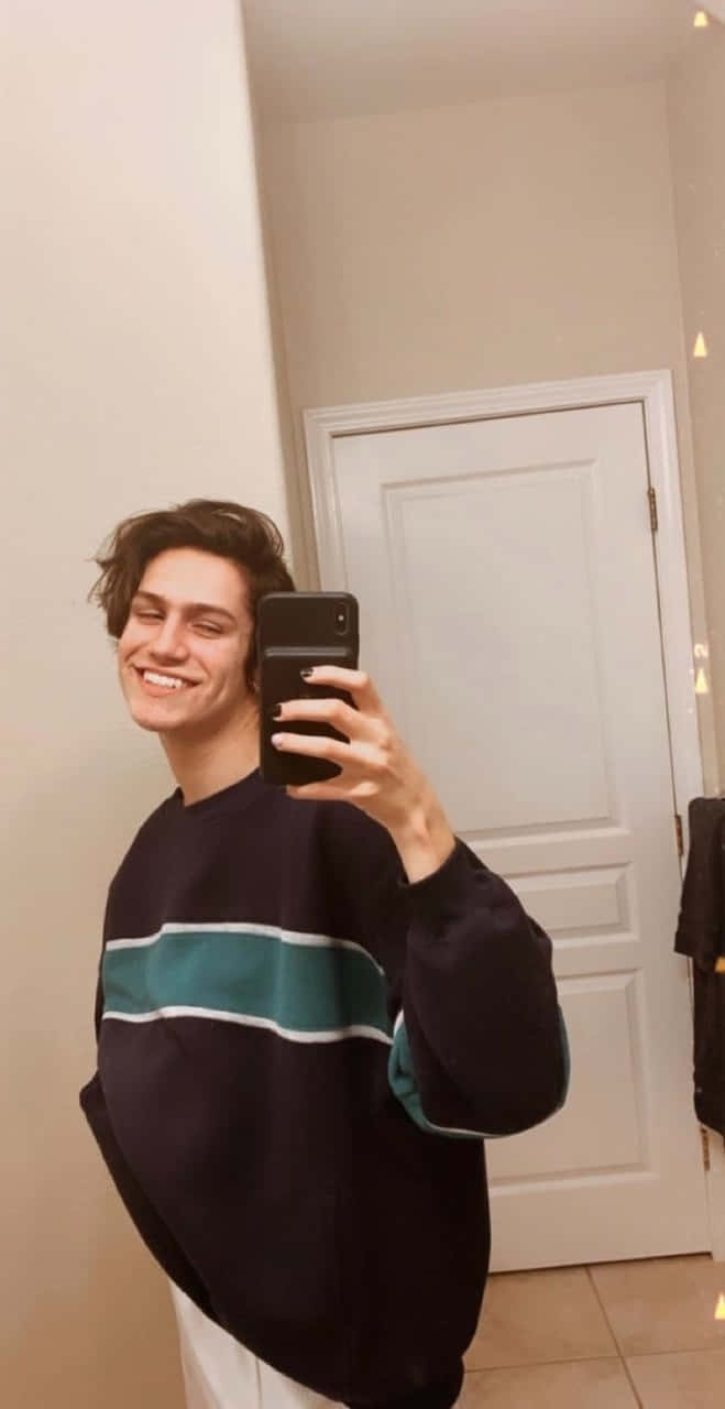 Chase Hudson, bathroom, mirror selfie, HD Phone Wallpaper