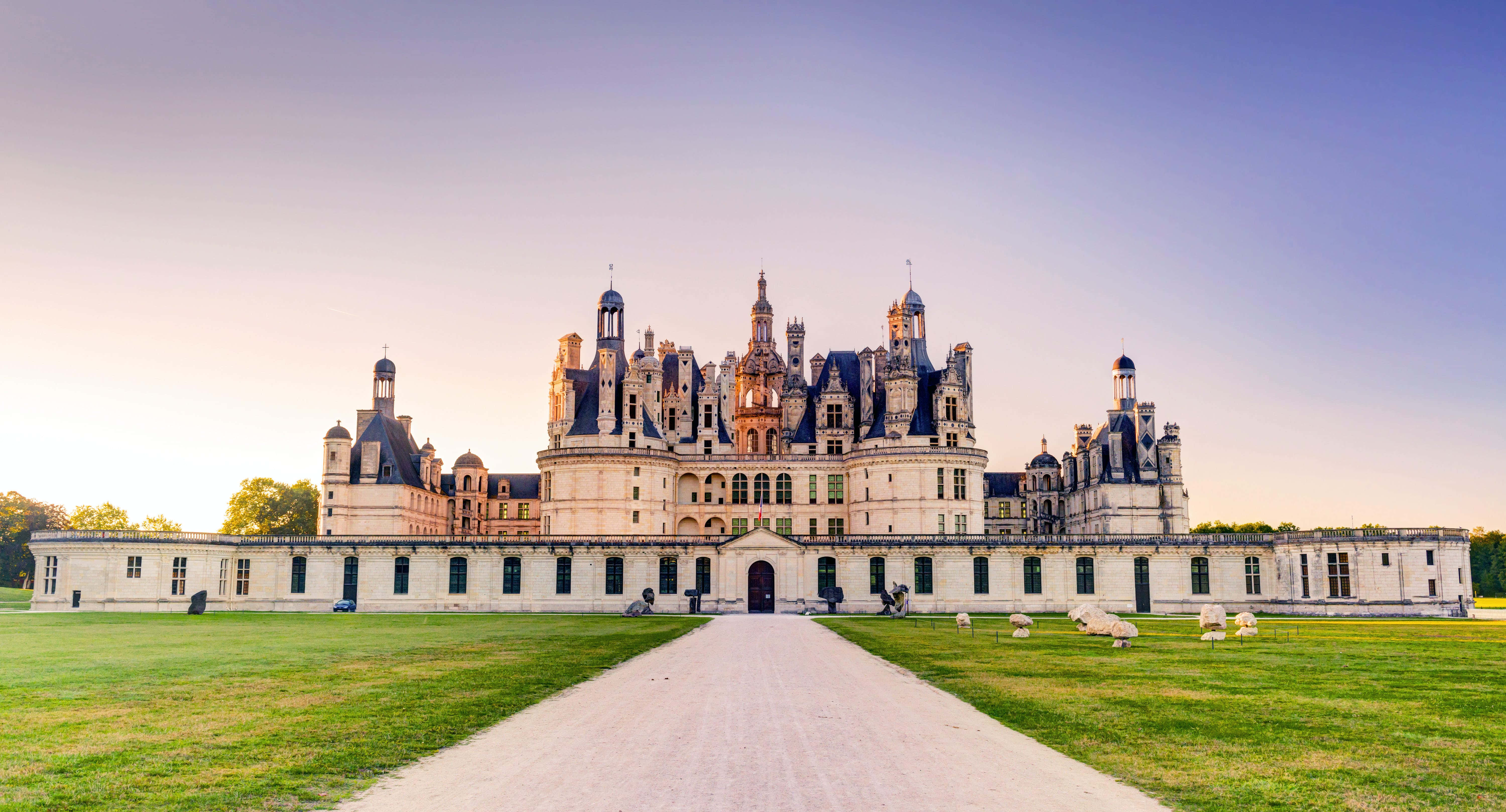 Chateau De Chambord, blue roofs, sunset, 5K Desktop Wallpaper