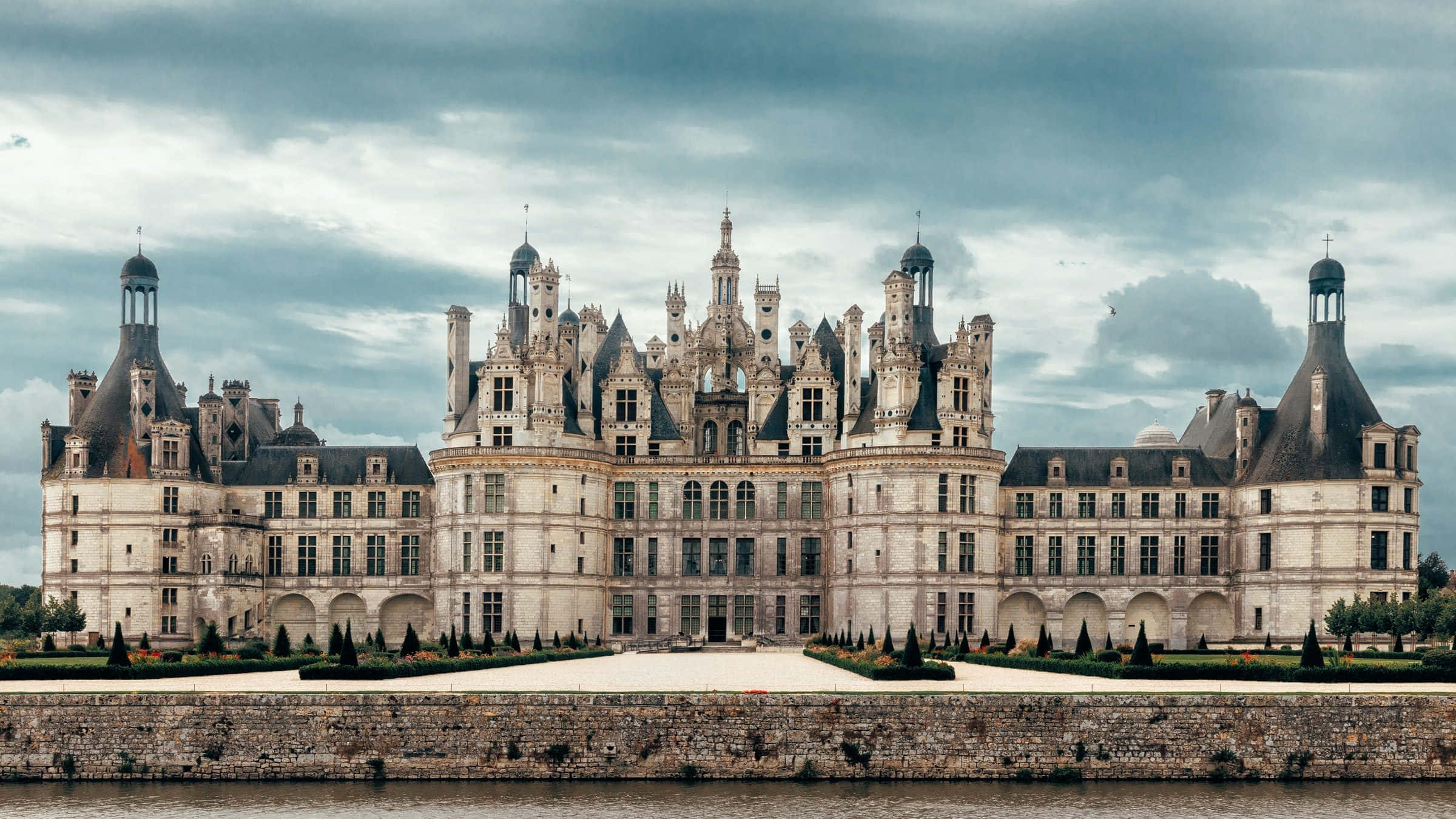 Chateau De Chambord, ornate towers, turrets, Full HD Desktop Wallpaper