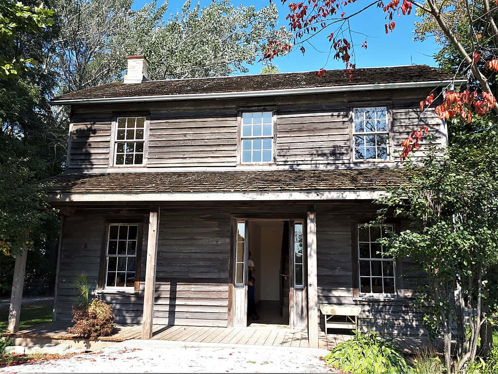 historic wooden house, Chatham Kent, porch, SD Desktop Wallpaper