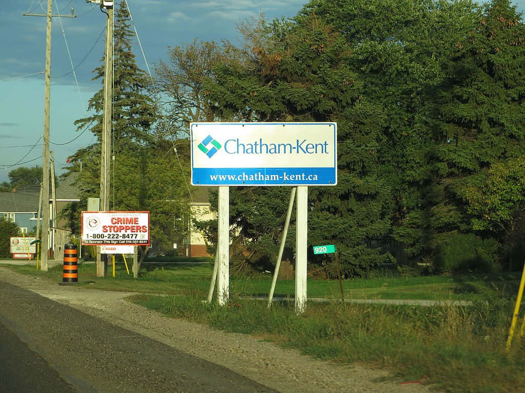 Chatham-Kent, cloudy sunset, gravel road, SD Desktop Wallpaper
