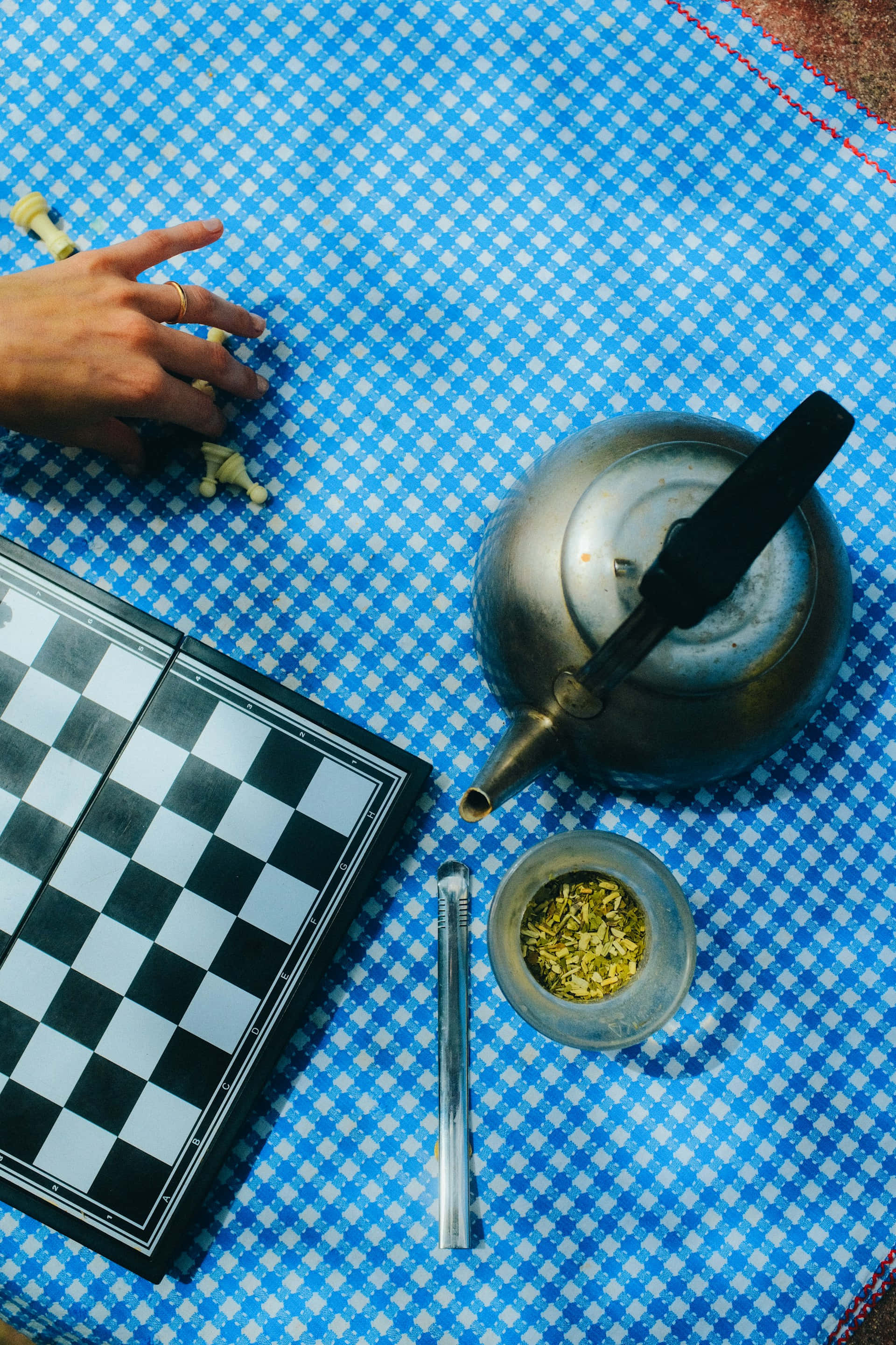 Checkers Gameand Tea Time Setup, blue checkered cloth, chessboard teapot, 2K Phone Wallpaper