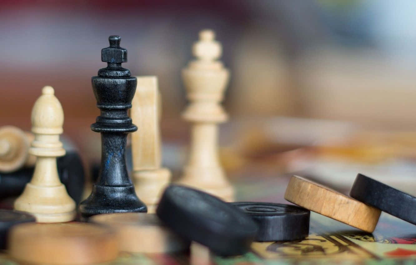 chess pieces, checkers pieces, wooden, HD Desktop Wallpaper