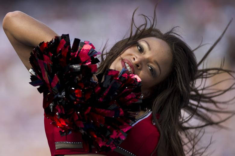 red uniform, black and red pom-poms, cheerleader, SD Desktop Wallpaper