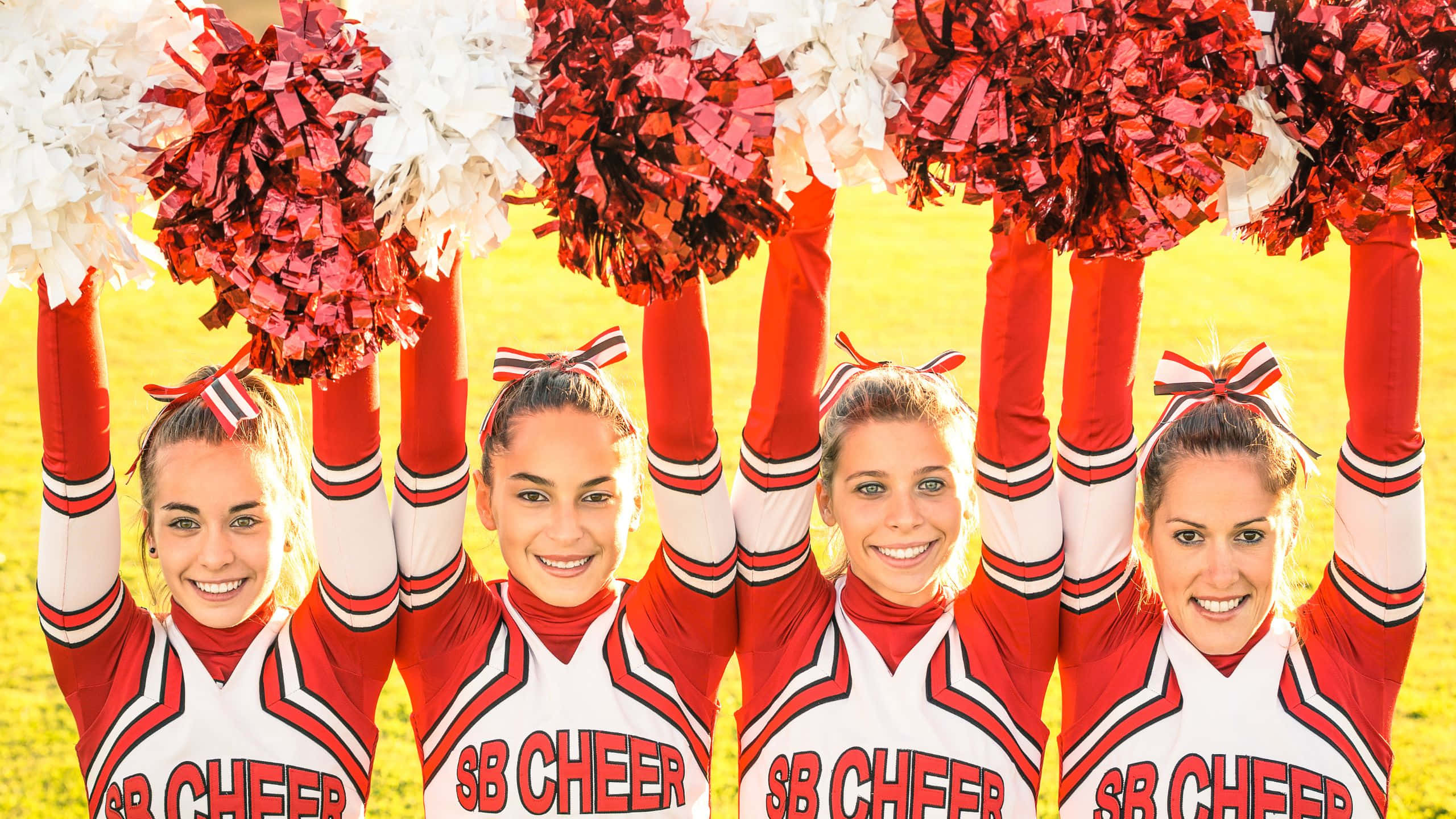 cheerleading squad, red and white uniforms, red and white pom-poms, 2K Desktop Wallpaper