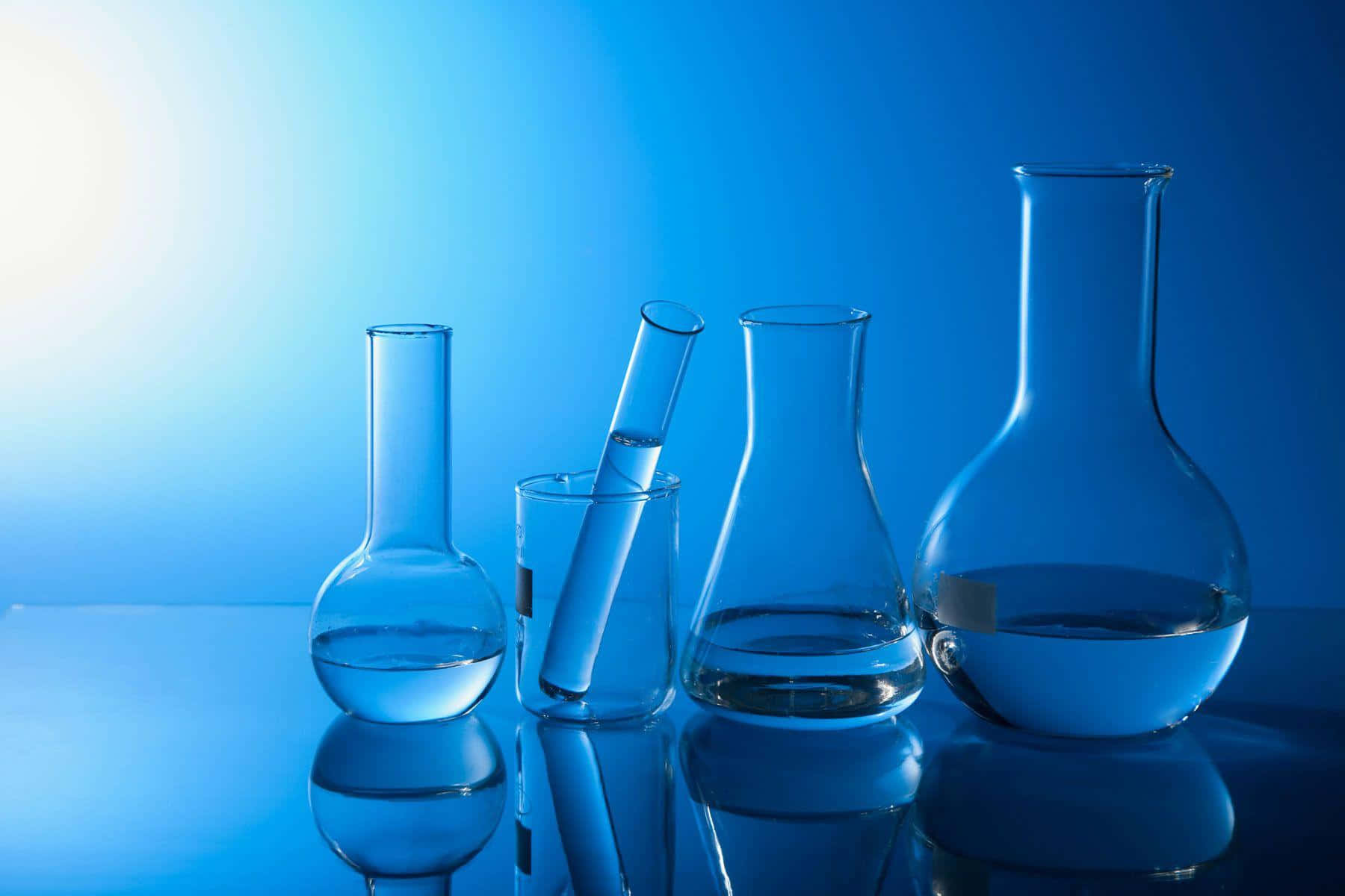 glass lab flasks, test tubes, clear liquid, HD Desktop Wallpaper