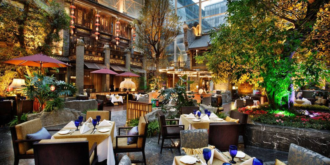 Chengdu, hotel interior, indoor courtyard restaurant, SD Desktop Wallpaper