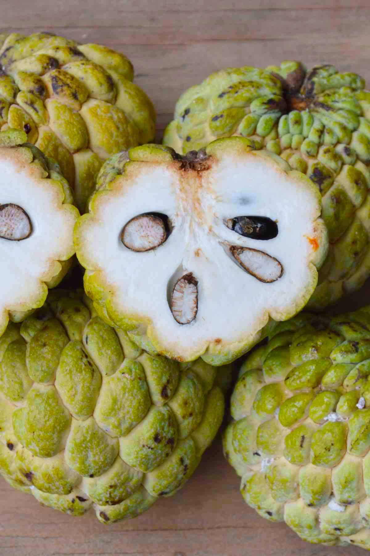 cherimoya plant, custard apples, creamy white flesh, HD Phone Wallpaper