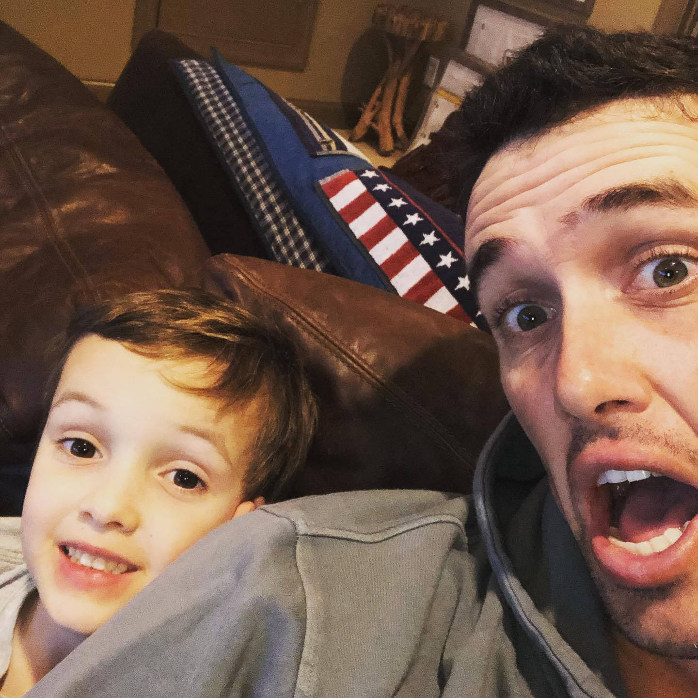 Chesson Hadley, son, brown leather couch, HD Desktop Wallpaper