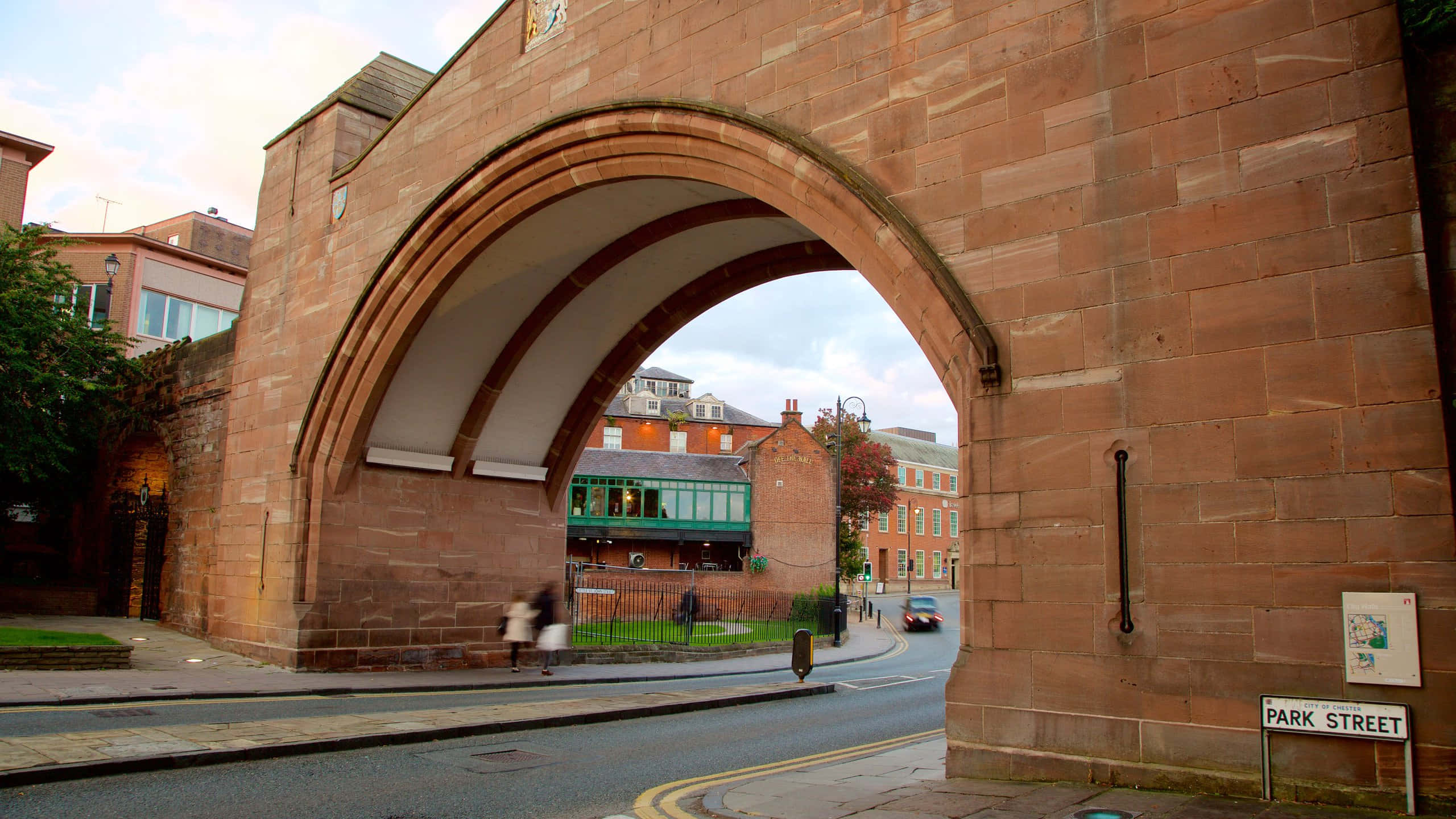 Chester, historic city gate, stone archway, 2K Desktop Wallpaper