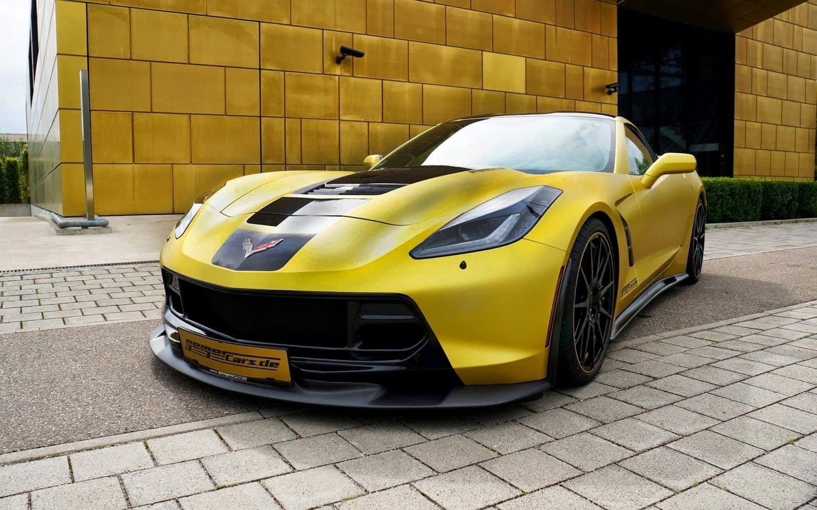2017 Chevrolet Corvette C7, vibrant yellow, black accents, HD Desktop Wallpaper