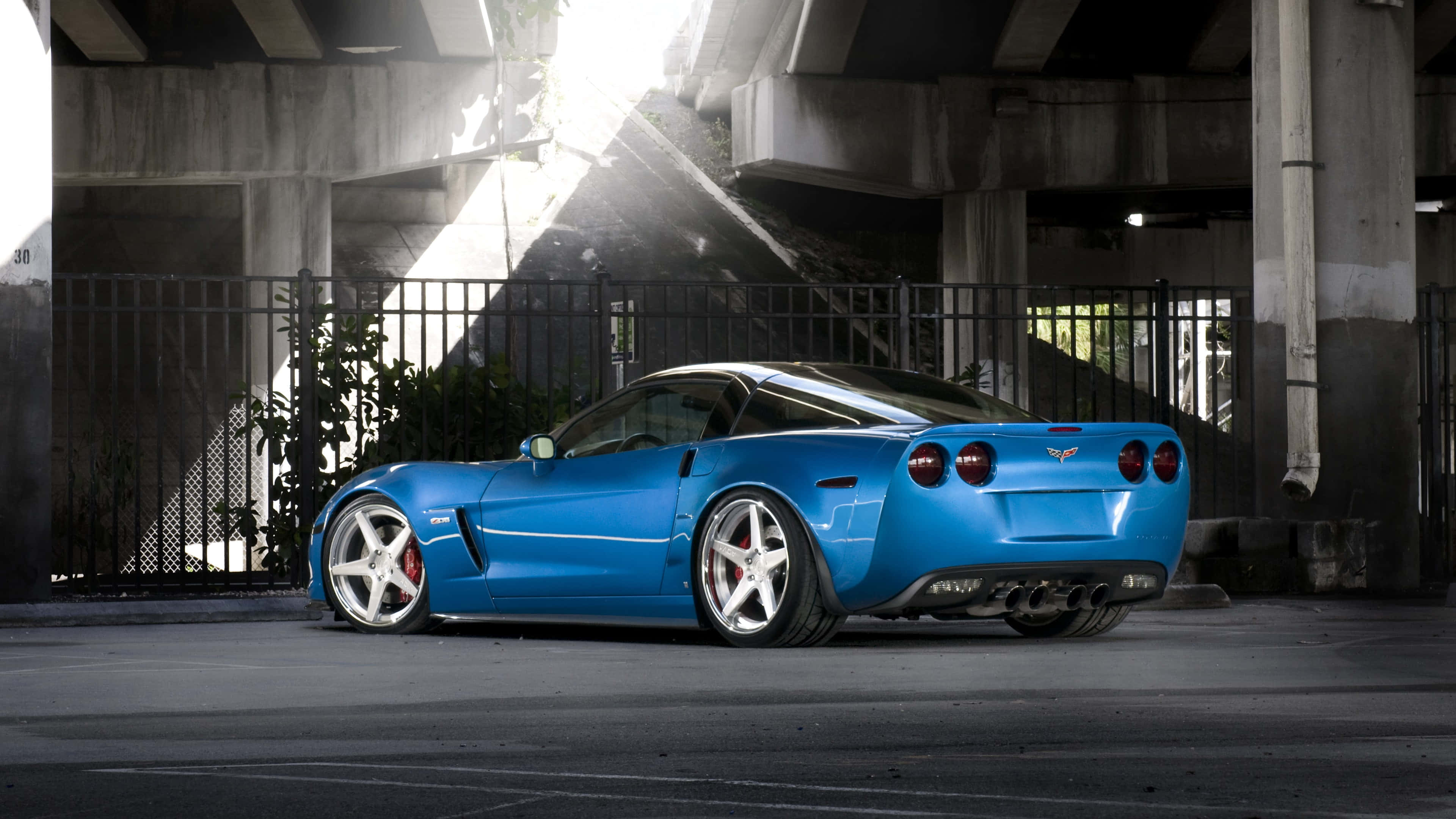 Chevrolet Corvette ZR1, vibrant blue, concrete overpass, 4K Desktop Wallpaper