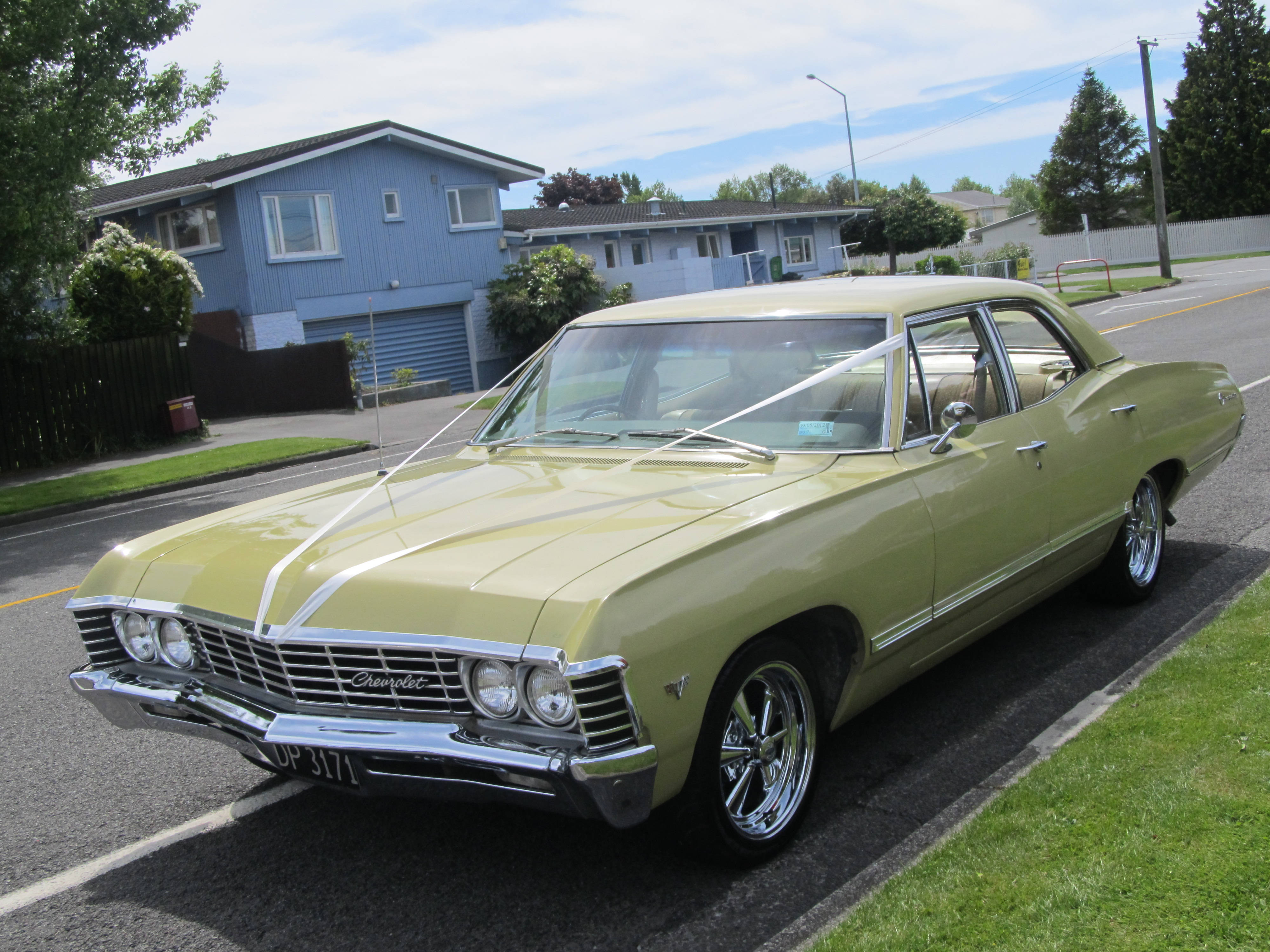 Chevrolet Impala 1967, olive green, chrome details, 4K Desktop Wallpaper