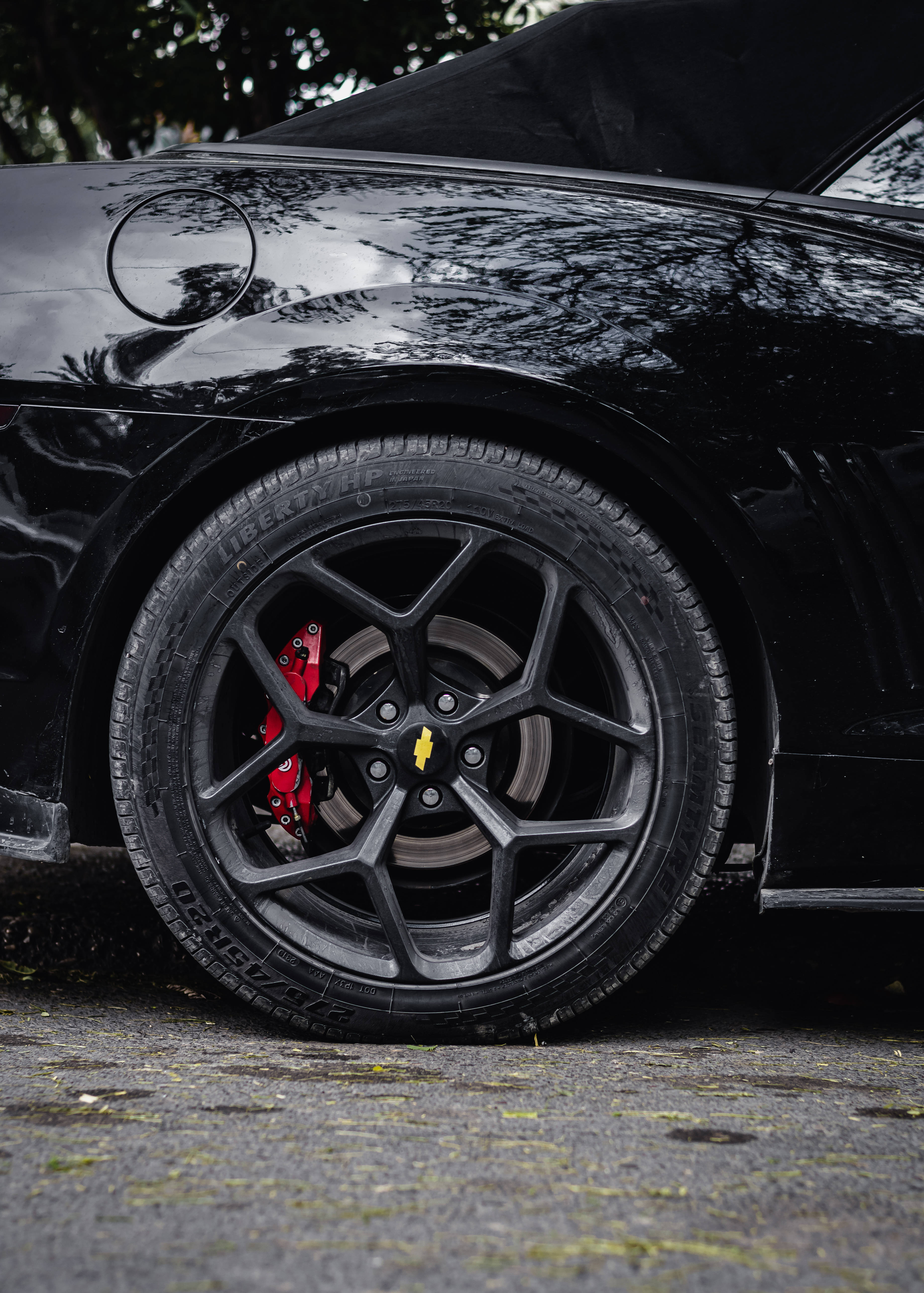 Chevrolet, black sports car, red brake calipers, 5K Phone Wallpaper