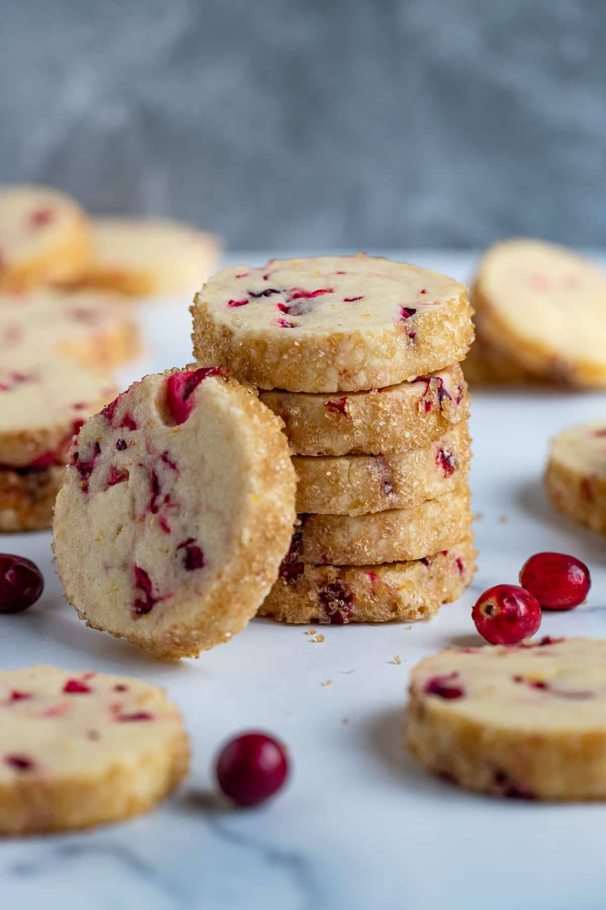 Chewy Pomegranate Shortbread, cranberry shortbread cookies, fresh berries, HD Phone Wallpaper