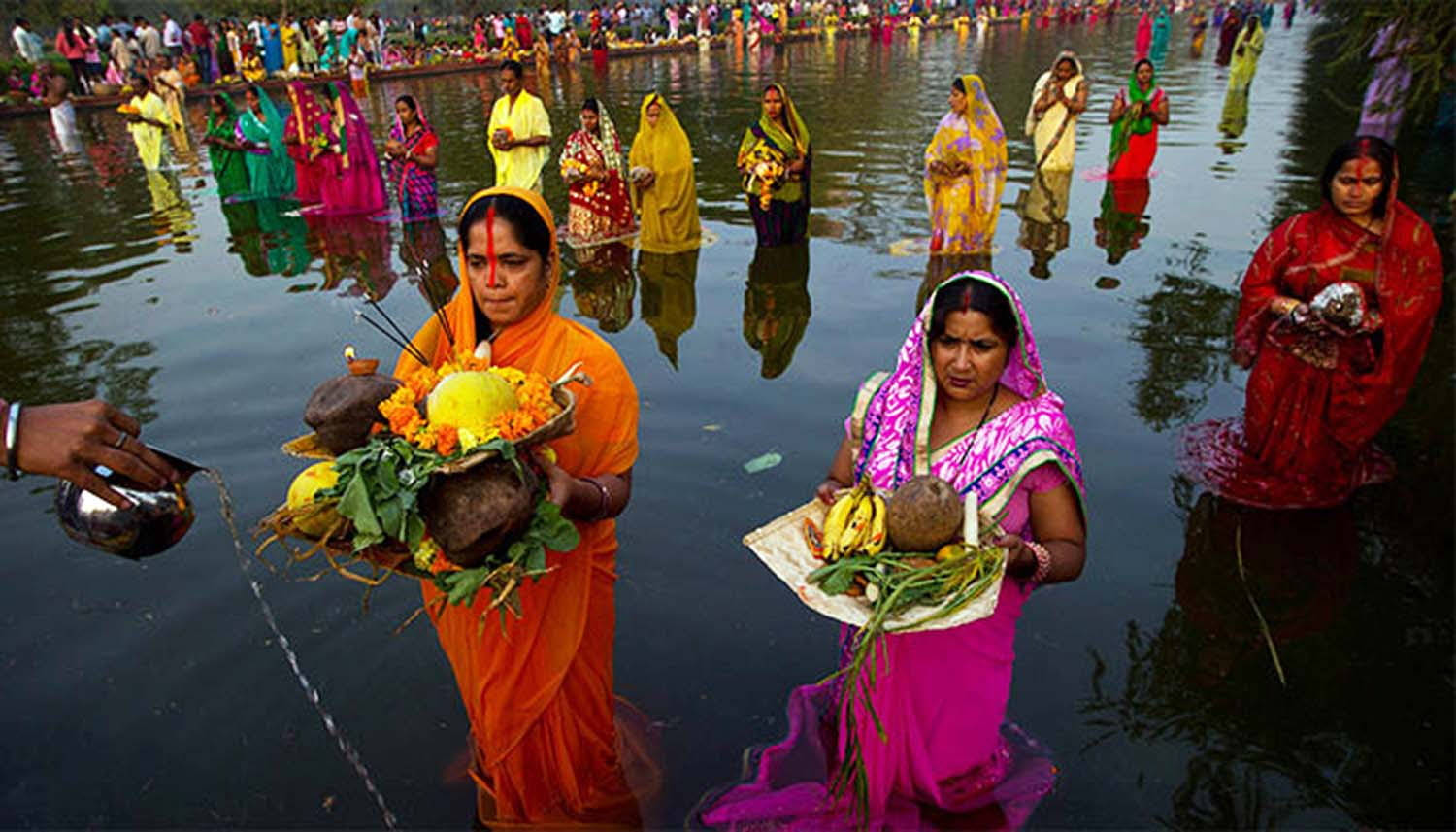 Chhath Puja, vibrant saris, river, HD Desktop Wallpaper