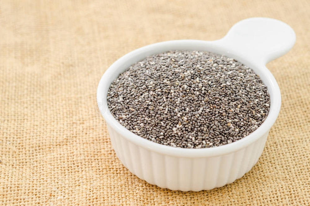 Chia Seeds, French Onion Soup Bowl, white ceramic measuring cup, SD Desktop Wallpaper
