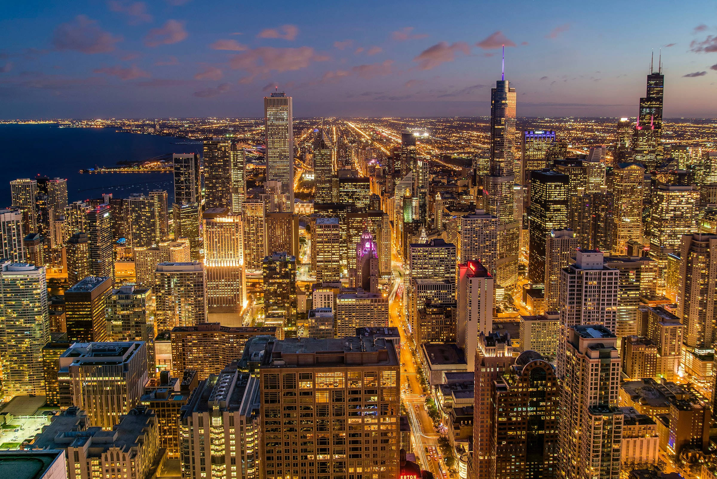 Chicago skyline, dusk, golden city lights, Full HD Desktop Wallpaper