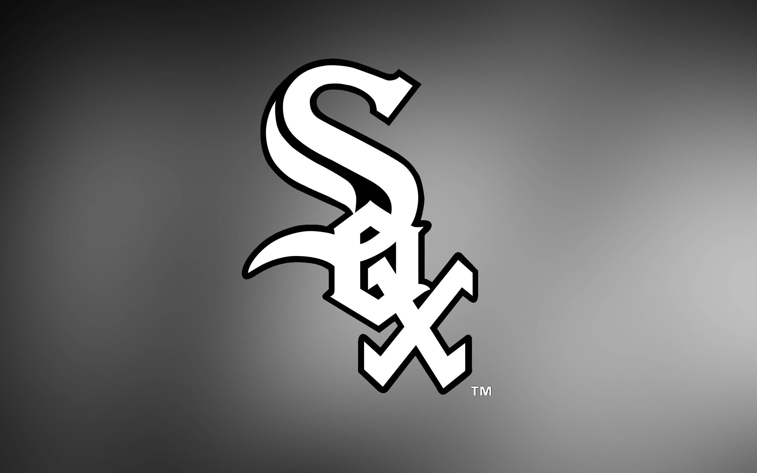 Chicago White Sox, black gradient, white Chicago White Sox logo, 2K Desktop Wallpaper
