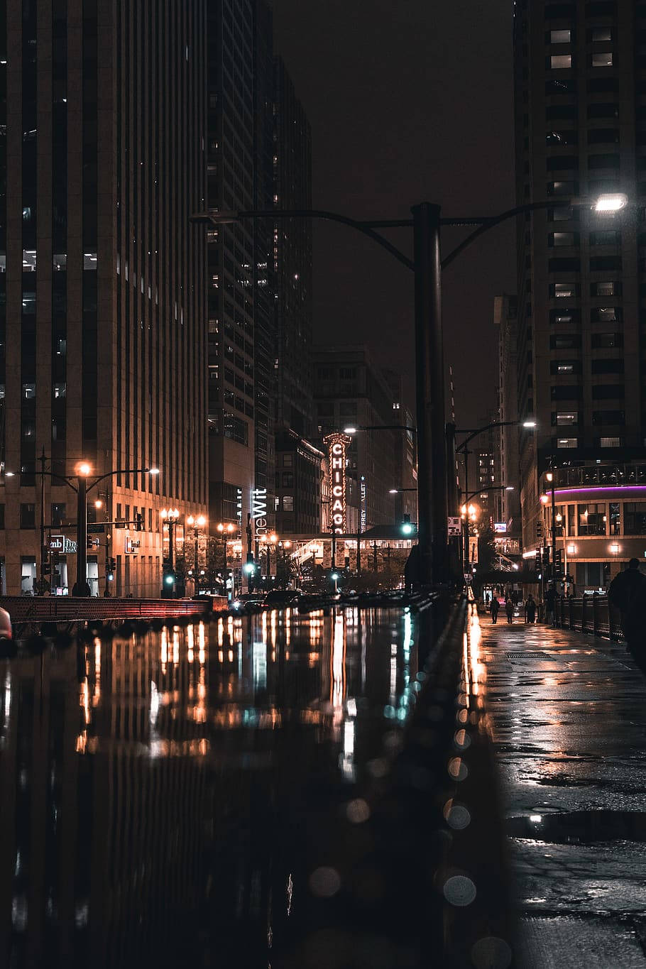 Chicago, rainy night, wet pavement, HD Phone Wallpaper