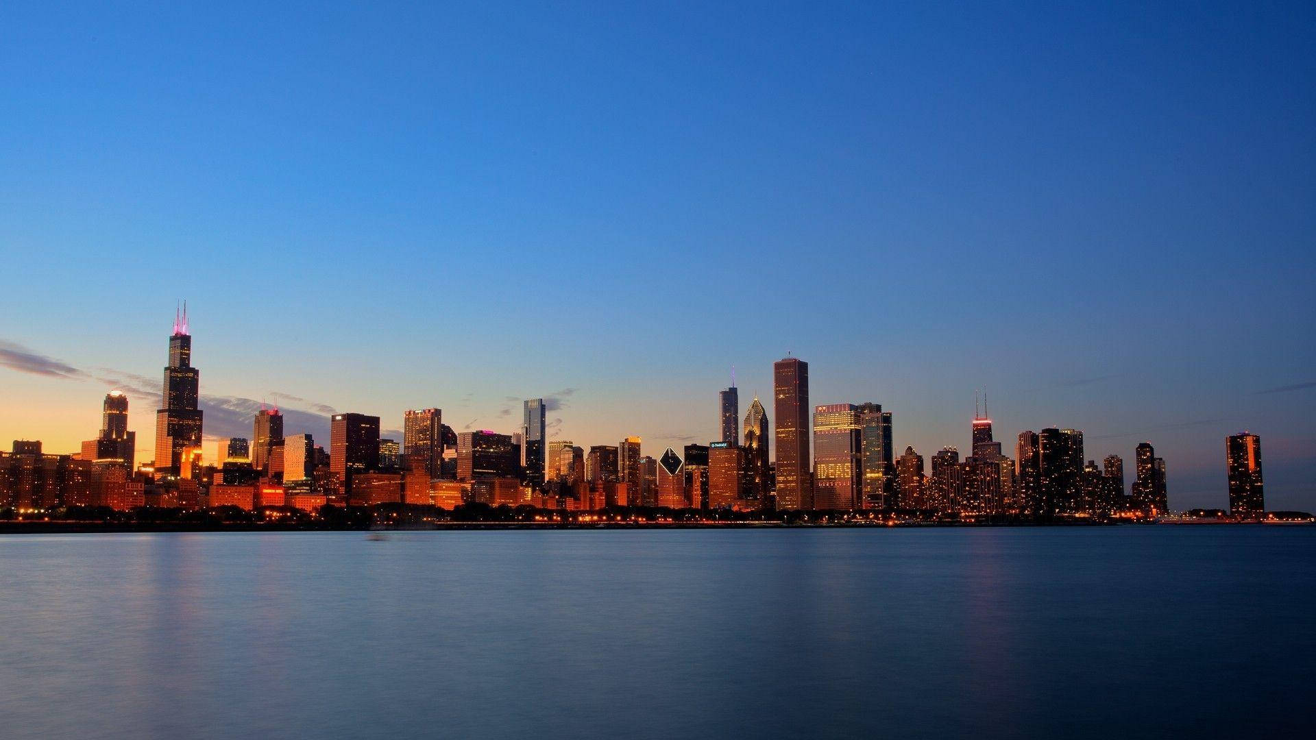 Chicago skyline, dusk, warm city lights, Full HD Desktop Wallpaper