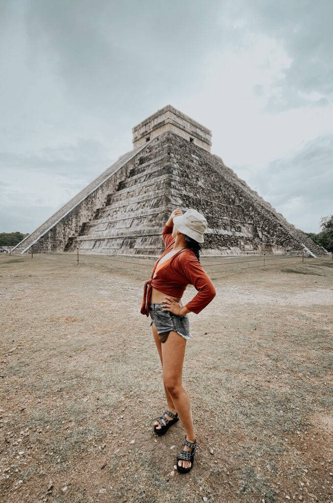 Chichen Itza, ancient stone pyramid, red top, SD Phone Wallpaper