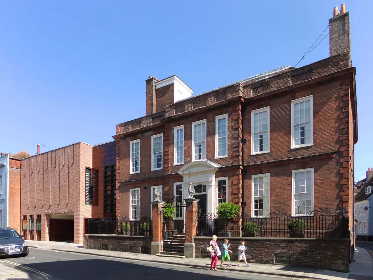 Chichester, traditional brick building, modern extension, SD Desktop Wallpaper