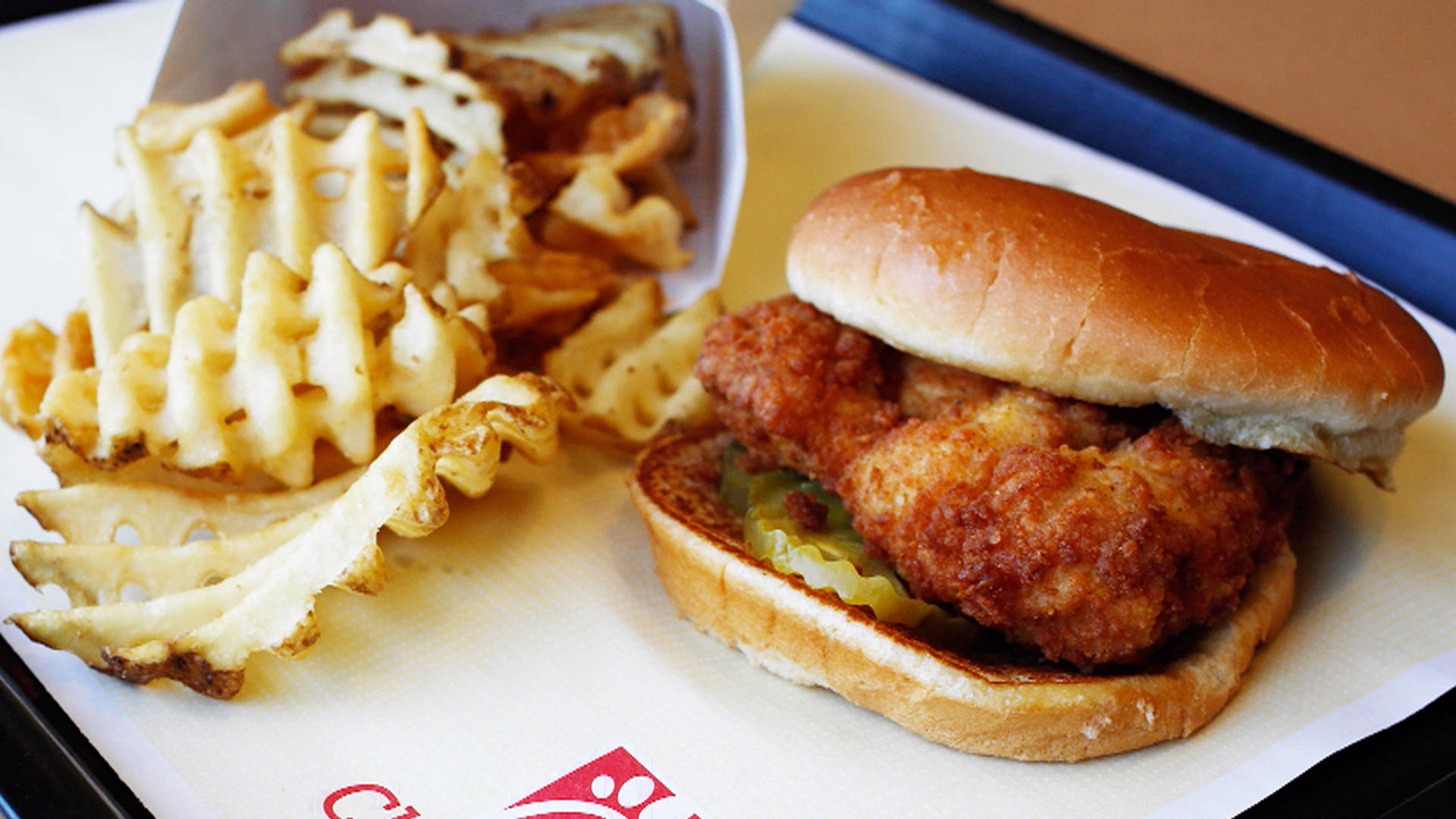 Chick Fil A, chicken sandwich, golden fried chicken, Full HD Desktop Wallpaper