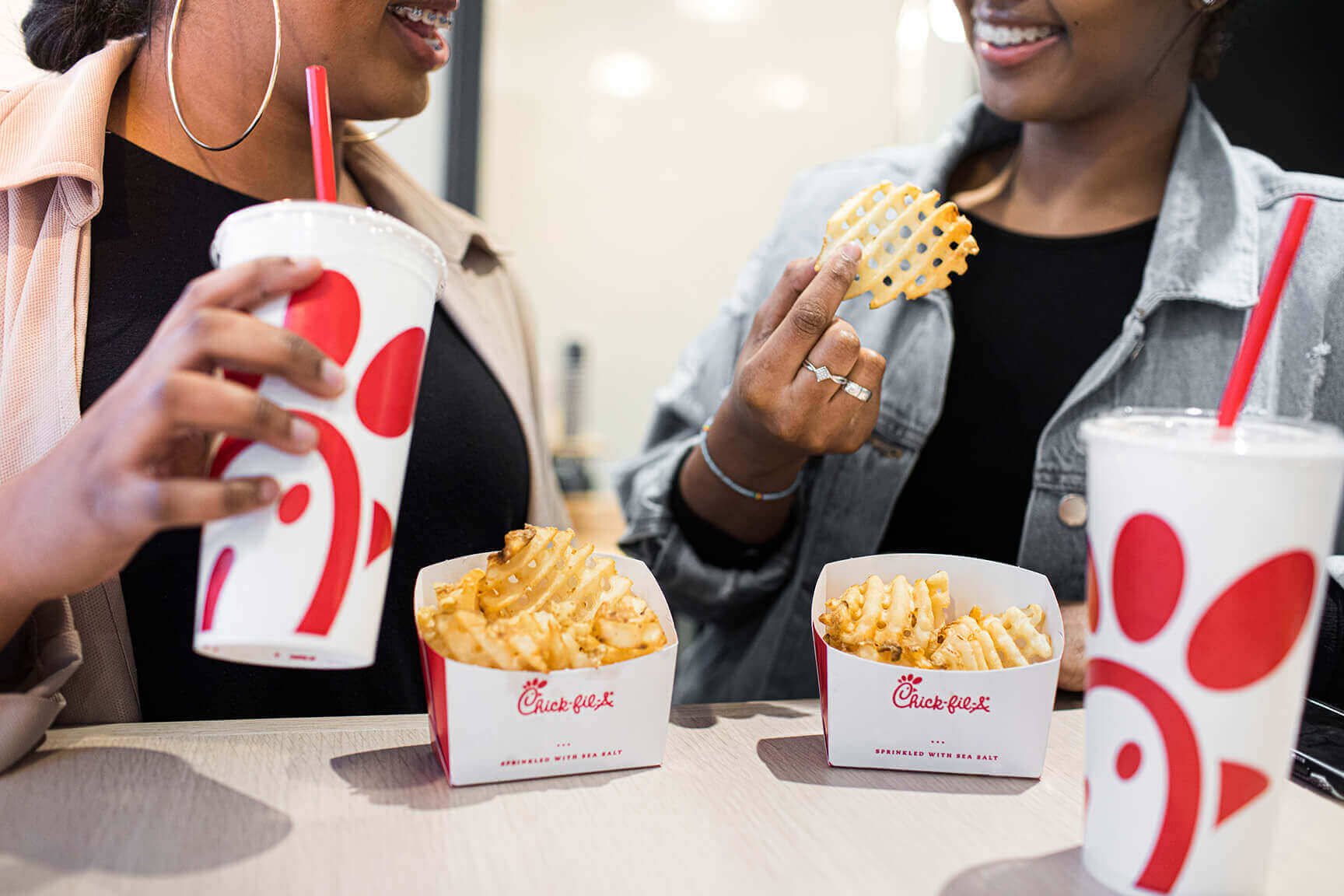 Chick-fil-A, waffle fries, drinks, HD Desktop Wallpaper
