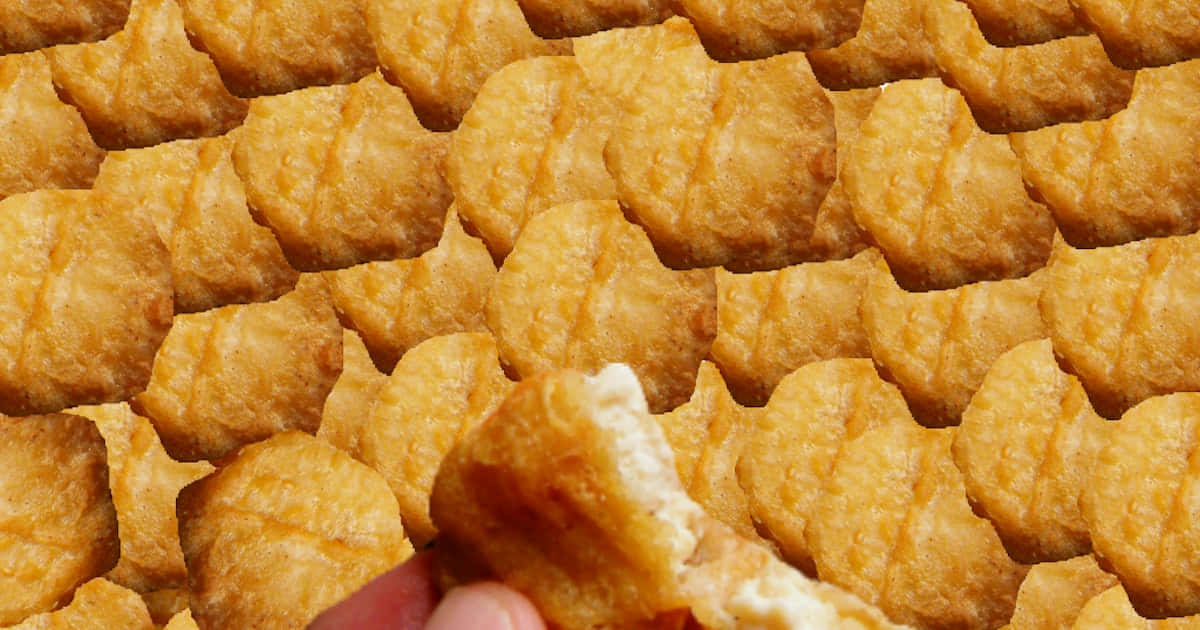 Chicken Little, golden-brown fried chicken nugget, soft white interior, SD Desktop Wallpaper