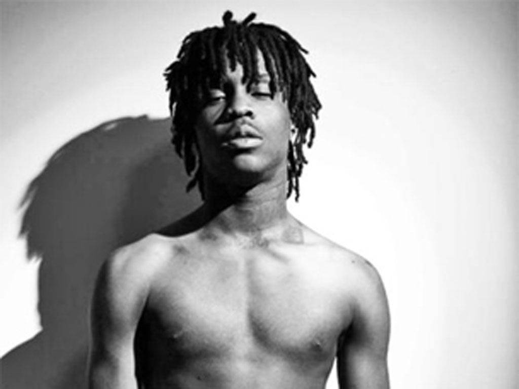 Chief Keef, dreadlocks, plain wall, SD Desktop Wallpaper