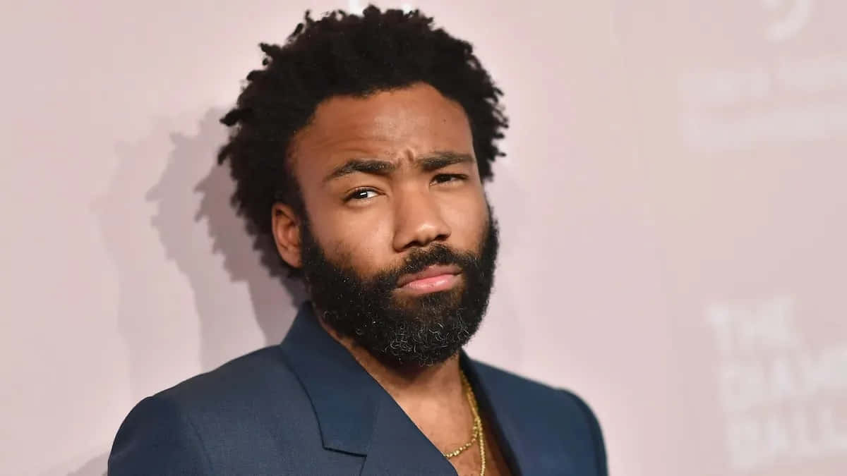 Childish Gambino, blue suit, gold chain, SD Desktop Wallpaper