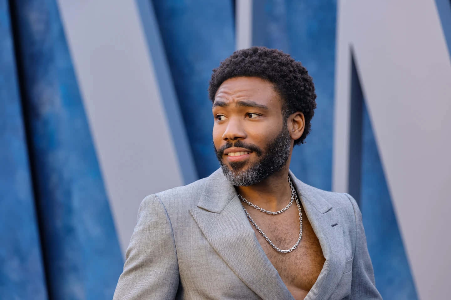 Childish Gambino, beard, gray suit, HD Desktop Wallpaper