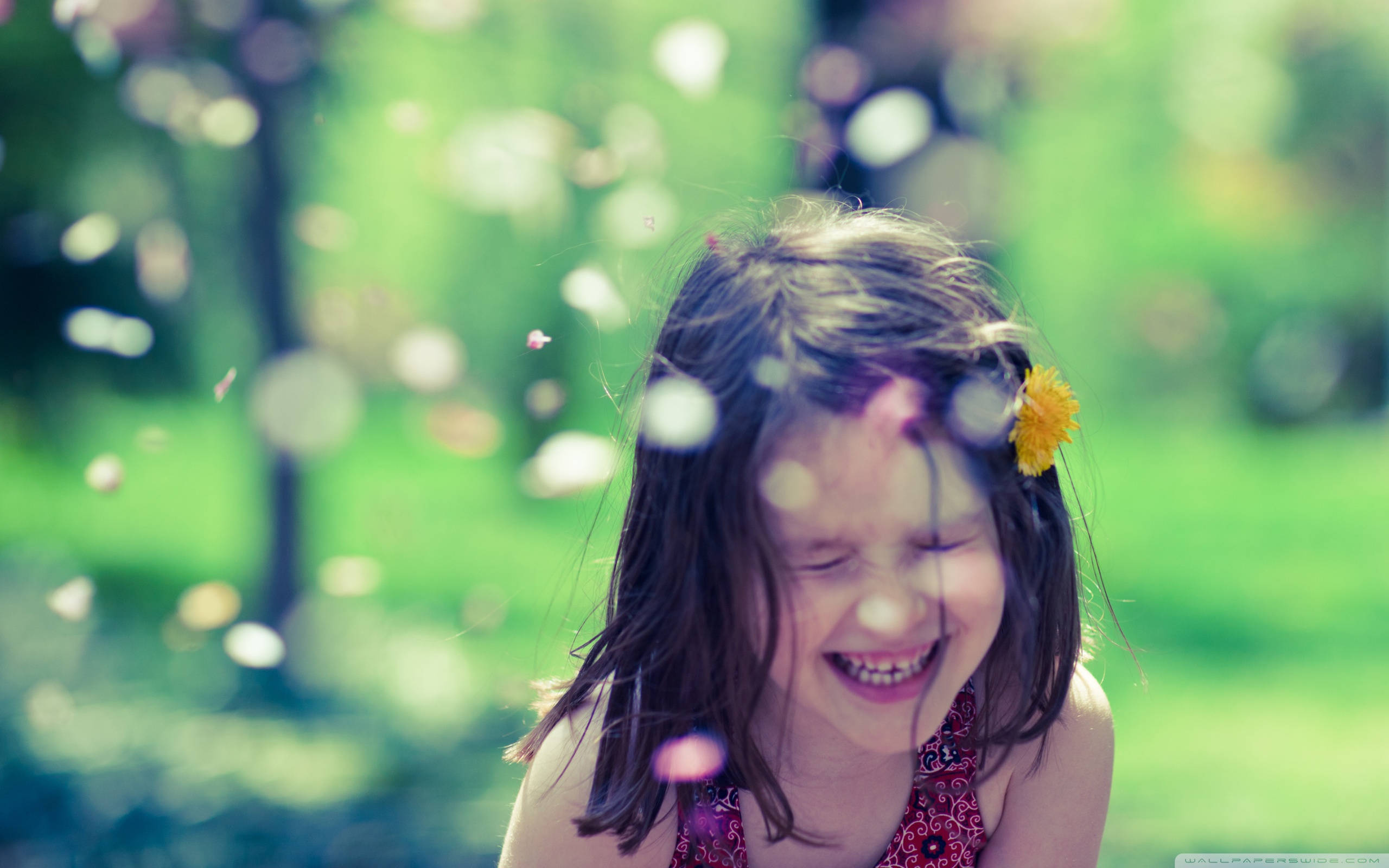 smiling child, confetti, bokeh effect, 2K Desktop Wallpaper