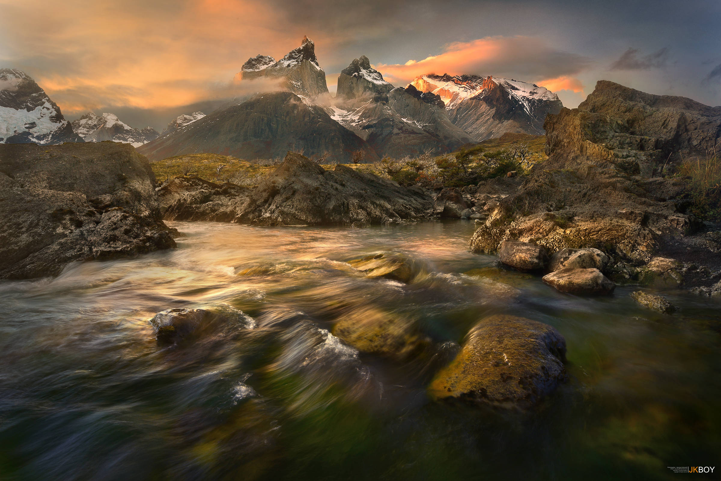 Chile, golden sunset, snow-capped mountain peaks, Full HD Desktop Wallpaper