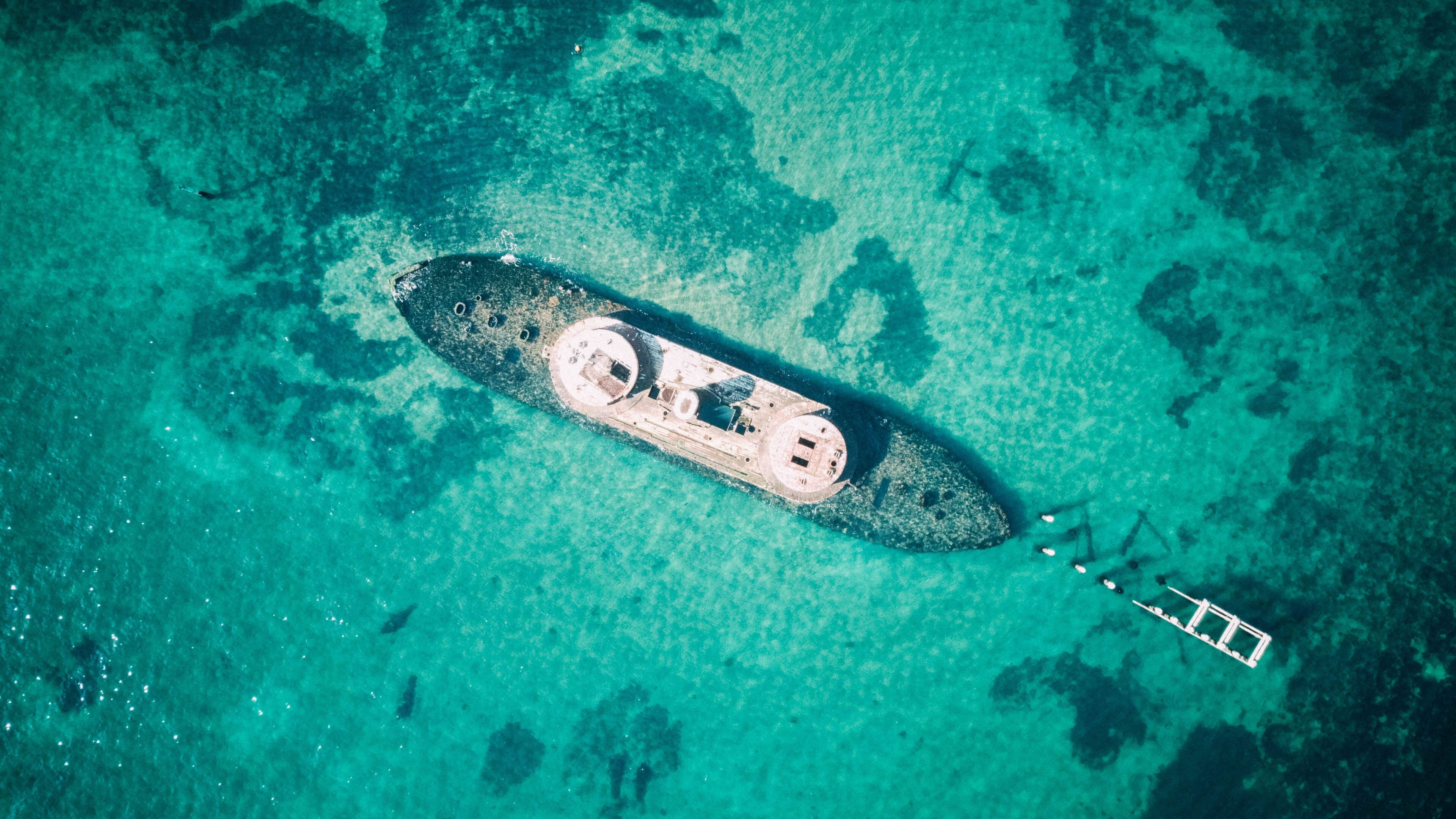 Chill 4K, abandoned ship, sunken shipwreck, 4K Desktop Wallpaper