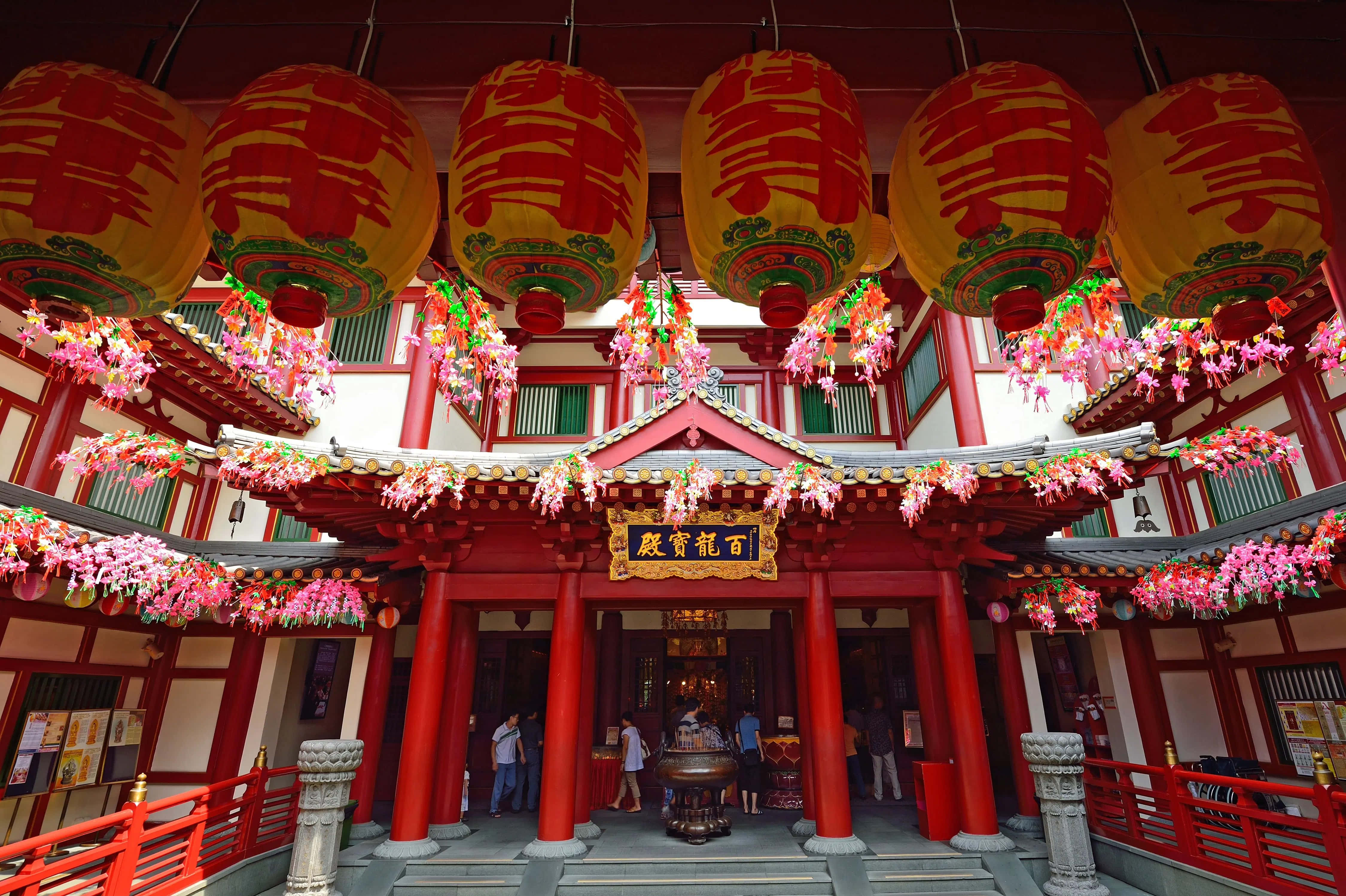 Chinatown Singapore, traditional temple entrance, vibrant red, 4K Desktop Wallpaper