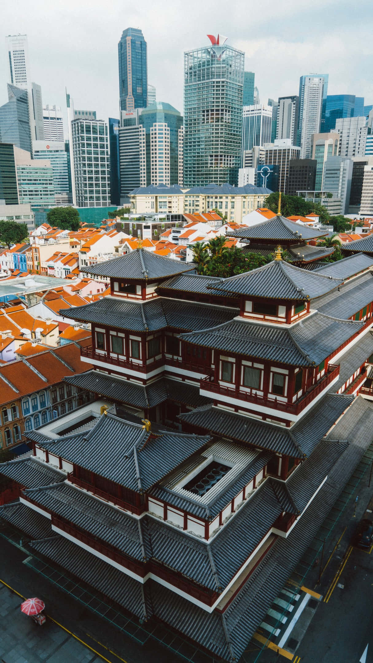 Chinatown Singapore, traditional Chinese temple, dark tiled roofs, Full HD Phone Wallpaper