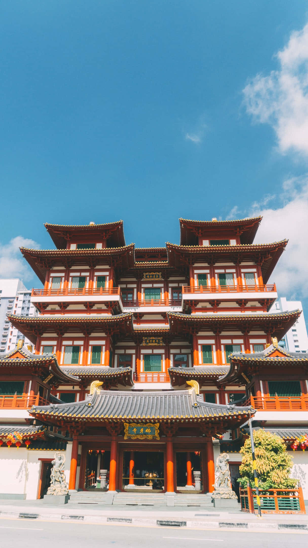 Chinatown Singapore, traditional Chinese temple, red pillars, Full HD Phone Wallpaper