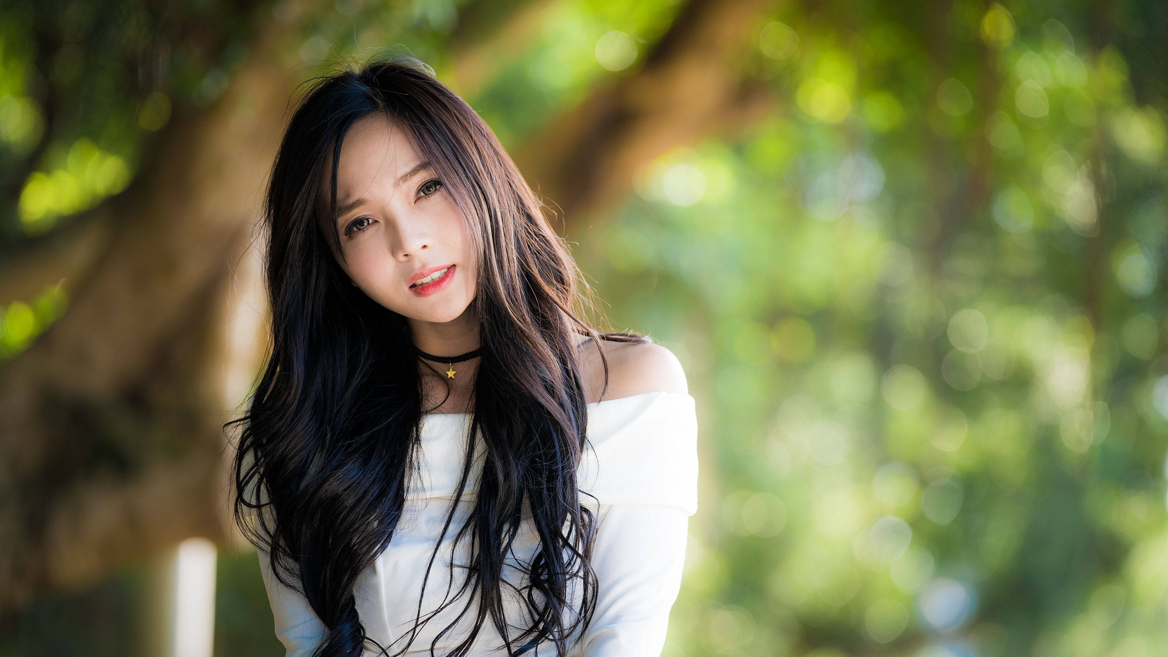 black haired chinese girl, young woman, long dark hair, 4K Desktop Wallpaper