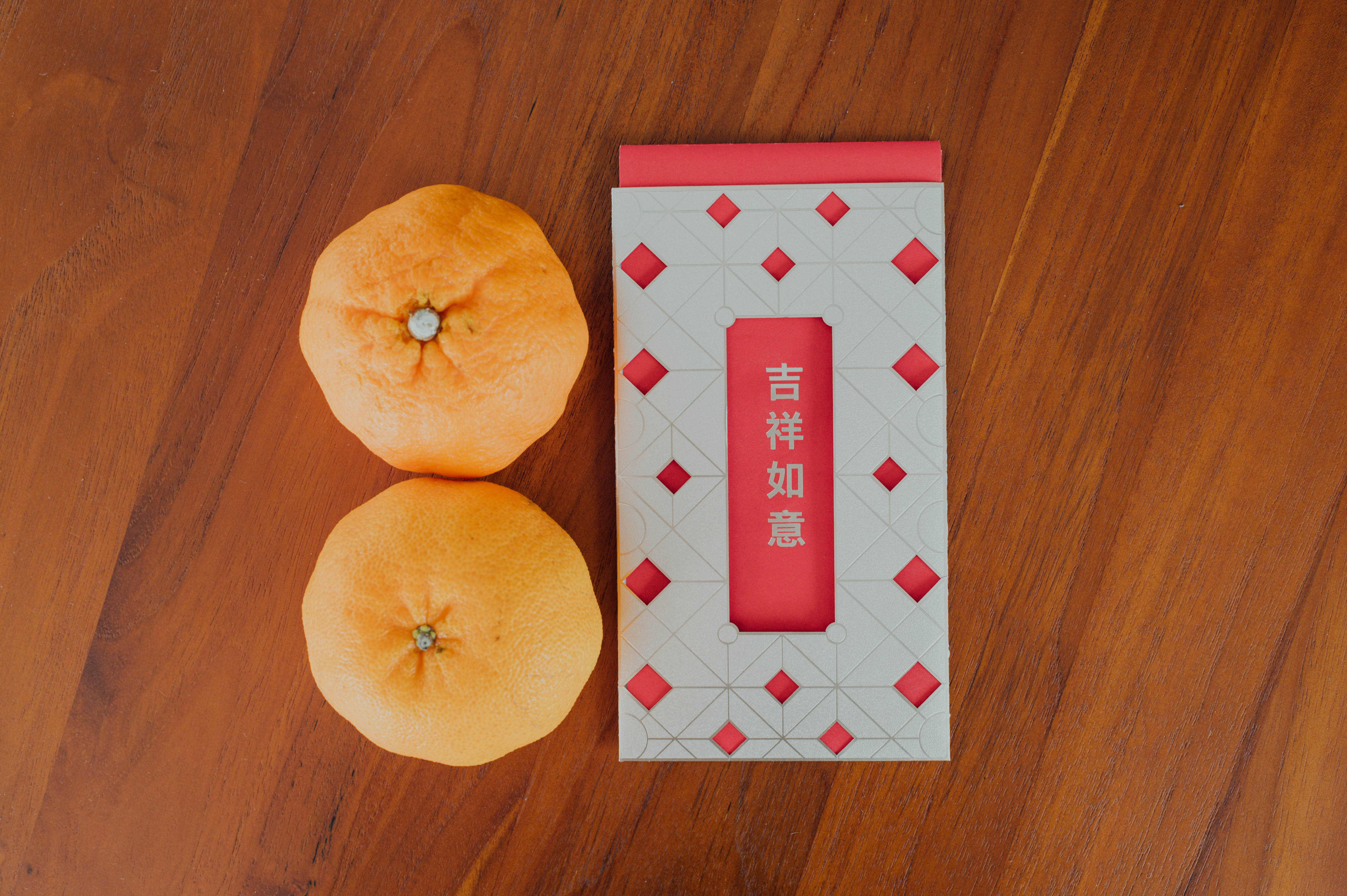 Chinese New Year, lucky money, red and white patterned envelope, 5K Desktop Wallpaper